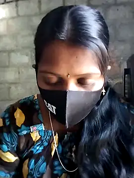 Snapshot of Tamil_Hot_Sandy chatting on 02-06-26, 03:55 Tamil Hot Sandy online show from 02-06-26, 03:55