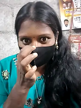 Snapshot of Tamil_Hot_Sandy chatting on 02-17-26, 05:19 Tamil Hot Sandy online show from 02-17-26, 05:19