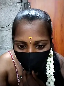 Snapshot of Tamil_Hot_Sandy chatting on 02-23-26, 06:16 Tamil Hot Sandy online show from 02-23-26, 06:16