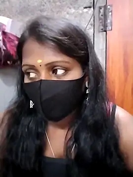 Snapshot of Tamil_Hot_Sandy chatting on 02-26-26, 06:18 Tamil Hot Sandy online show from 02-26-26, 06:18