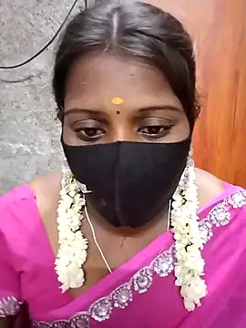 Snapshot of Tamil_Hot_Sandy chatting on 02-27-26, 06:41 Tamil Hot Sandy online show from 02-27-26, 06:41