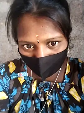 Snapshot of Tamil_Hot_Sandy chatting on 03-04-26, 08:53 Tamil Hot Sandy online show from 03-04-26, 08:53