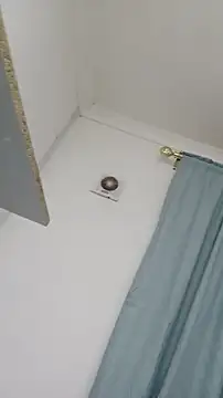 Snapshot of Sexyyeyes244 chatting on 11-20-25, 05:01 Sexyyeyes244 online show from 11-20-25, 05:01