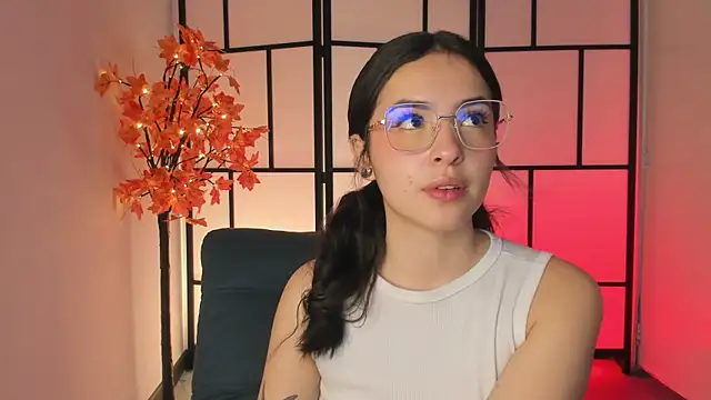 Snapshot of Sweet_pay chatting on 11-19-25, 01:00 Sweet pay online show from 11-19-25, 01:00