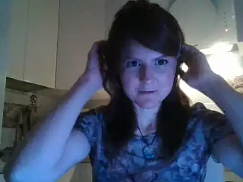 Snapshot of Arivonne chatting on 02-28-26, 09:05 Arivonne online show from 02-28-26, 09:05