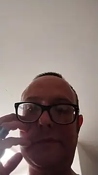 Snapshot of Hunglongny chatting on 01-11-26, 03:00 Hunglongny online show from 01-11-26, 03:00