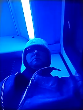 Snapshot of Hunglongny chatting on 03-13-26, 11:06 Hunglongny online show from 03-13-26, 11:06