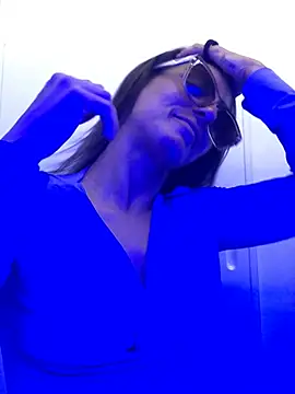 alexerockstar94 online show from 04-21-26, 04:45