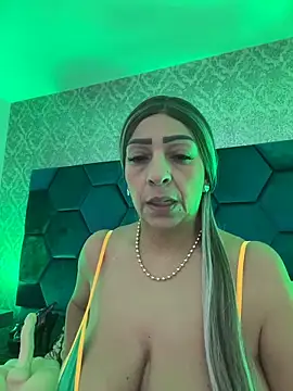 Angelina Roa online show from 06-20-26, 02:53