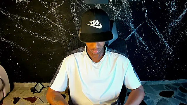 Xshipy  online show from 10-20-25, 01:44