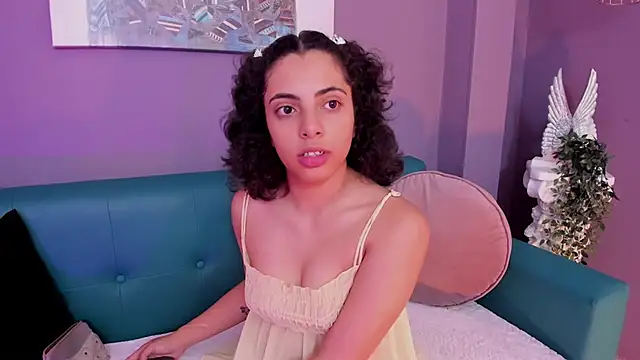 Alessiia   online show from 01-11-26, 03:11