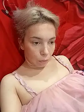 Snapshot of Conny_Shellie chatting on 12-13-25, 07:53 Conny Shellie online show from 12-13-25, 07:53