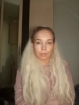 Snapshot of Conny_Shellie chatting on 03-05-26, 10:17 Conny Shellie online show from 03-05-26, 10:17