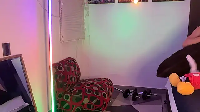 Snapshot of zamir333 chatting on 02-26-26, 02:32 zamir333 online show from 02-26-26, 02:32