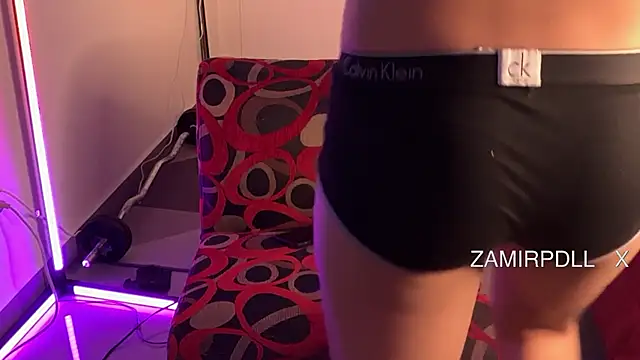 Snapshot of zamir333 chatting on 03-04-26, 01:33 zamir333 online show from 03-04-26, 01:33