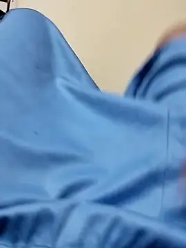 Snapshot of Ferno640916 chatting on 11-12-25, 02:23 Ferno640916 online show from 11-12-25, 02:23