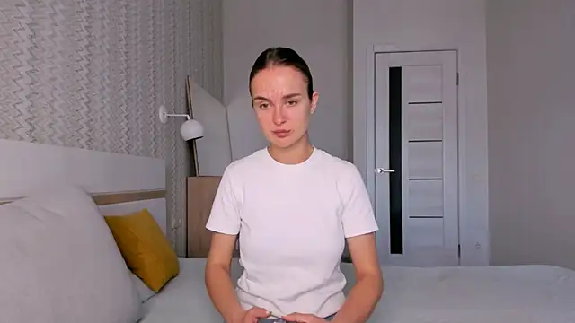 LilMary  online show from 11-04-25, 06:34