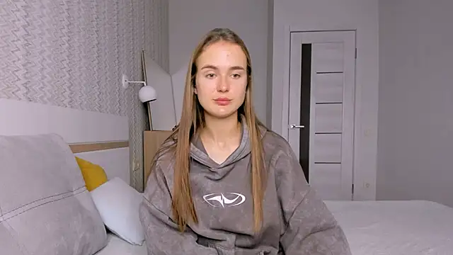 LilMary  online show from 11-12-25, 07:09