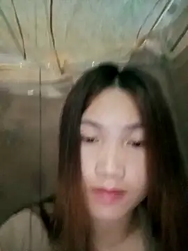 min-xinh online show from 10-08-25, 01:20