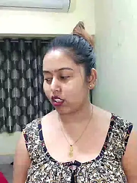 Hot Misti 69 online show from 05-13-26, 04:37