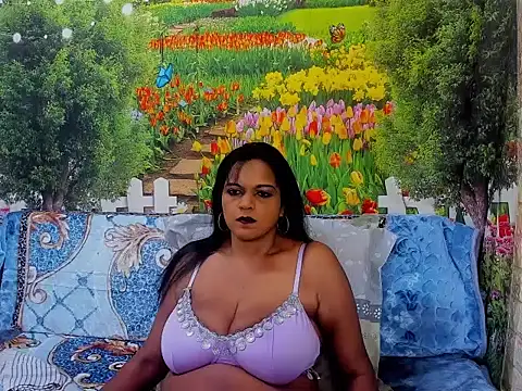 Snapshot of indianswtbella chatting on 10-08-25, 04:54 indianswtbella online show from 10-08-25, 04:54