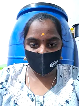 Snapshot of Tamil_Hot_Sindhu chatting on 10-23-25, 06:06 Tamil Hot Sindhu online show from 10-23-25, 06:06