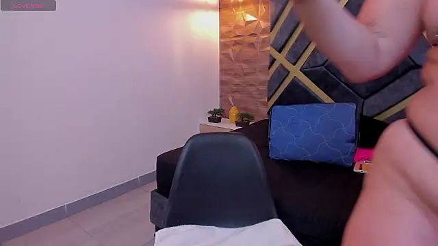 Valka Ross online show from 02-19-26, 05:25