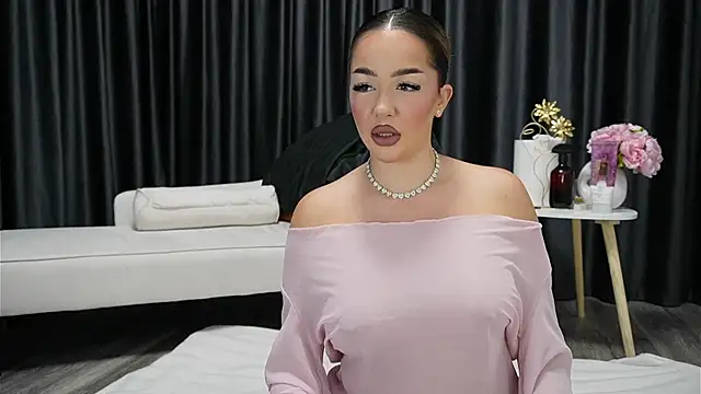 xJuliaax online show from 10-12-25, 06:07