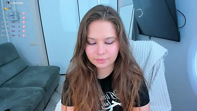 Snapshot of Eva_Cheeky chatting on 10-07-25, 05:37 Eva Cheeky online show from 10-07-25, 05:37