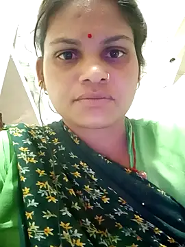 Snapshot of SHMA-77 chatting on 11-08-25, 03:56 SHMA-77 online show from 11-08-25, 03:56