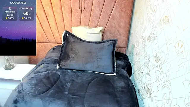 Issa Milf   online show from 10-17-25, 12:52