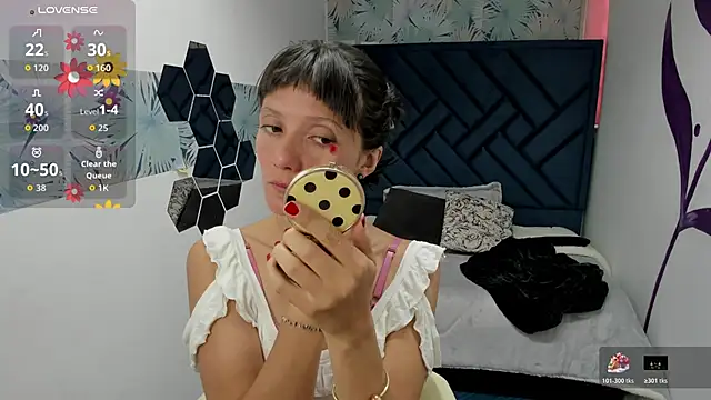 Valery More   online show from 12-01-25, 12:21