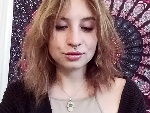 Snapshot of AdalynKiss chatting on 10-03-25, 05:15 AdalynKiss online show from 10-03-25, 05:15