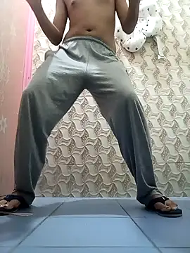 Snapshot of rajkinky2025 chatting on 09-26-25, 11:42 rajkinky2025 online show from 09-26-25, 11:42
