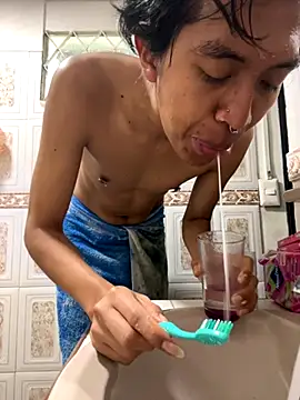 MadamLeRouge online show from 12-05-25, 02:14