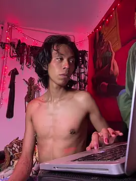 MadamLeRouge online show from 03-22-26, 10:35