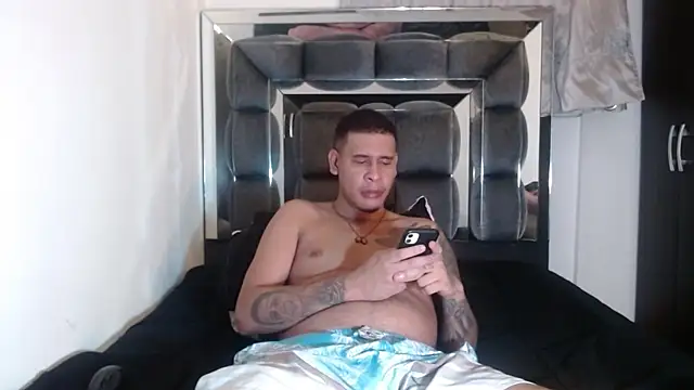 Adrew fox online show from 10-01-25, 01:44