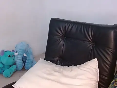 Diany boobs online show from 11-10-25, 02:16