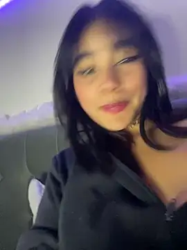 Snapshot of Veeronica_ chatting on 10-01-25, 11:55 Veeronica online show from 10-01-25, 11:55