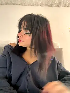 Snapshot of Veeronica_ chatting on 10-03-25, 08:39 Veeronica online show from 10-03-25, 08:39