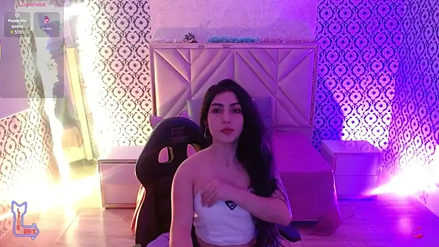 Ixchel tay online show from 01-18-26, 03:32