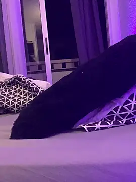 GoldenPussy1329 online show from 11-23-25, 10:20