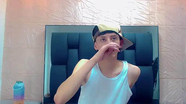 Snapshot of thaigo_twink38 chatting on 11-27-25, 05:31 thaigo twink38 online show from 11-27-25, 05:31