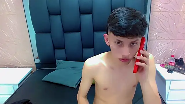 Snapshot of thaigo_twink38 chatting on 12-14-25, 05:13 thaigo twink38 online show from 12-14-25, 05:13