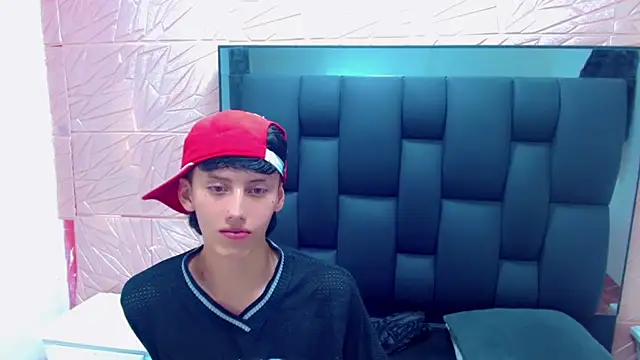 Snapshot of thaigo_twink38 chatting on 01-07-26, 07:55 thaigo twink38 online show from 01-07-26, 07:55