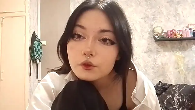 Beeping Creature online show from 11-02-25, 01:02