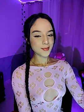 Snapshot of tamara_vald chatting on 10-12-25, 08:52 tamara vald online show from 10-12-25, 08:52