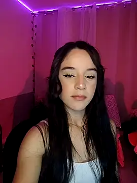 Snapshot of tamara_vald chatting on 10-17-25, 03:53 tamara vald online show from 10-17-25, 03:53