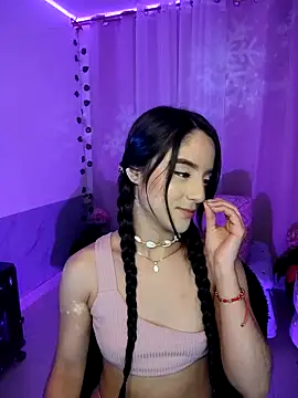 Snapshot of tamara_vald chatting on 11-29-25, 01:52 tamara vald online show from 11-29-25, 01:52