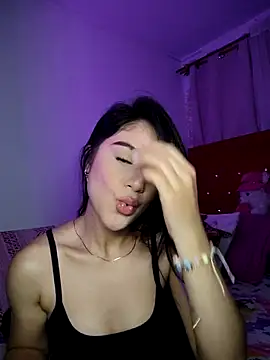 Snapshot of tamara_vald chatting on 03-22-26, 11:02 tamara vald online show from 03-22-26, 11:02